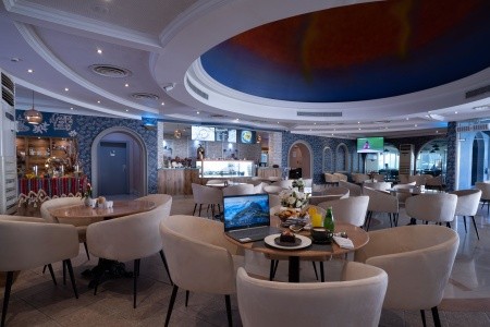 Spojené arabské emiráty Sharjah Marbella Resort 8 dňový pobyt Bez stravy Letecky Letisko: Praha December 2025 ( 7/12/25-14/12/25)