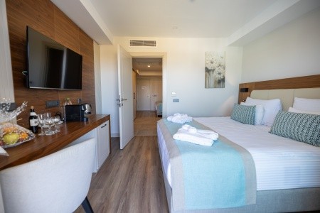 Turecko Side Side Moon Palace 9 dňový pobyt Ultra All inclusive Letecky Letisko: Praha April 2026 (16/04/26-24/04/26)