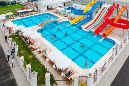 The Lumos Deluxe Resort - 6