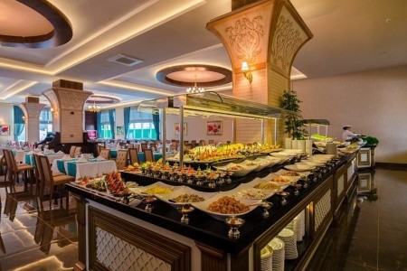 The Lumos Deluxe Resort - 11