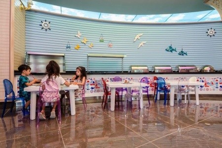 The Lumos Deluxe Resort - 19