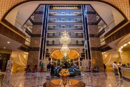 The Lumos Deluxe Resort - 24