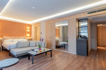 Turecko Belek Gloria Golf Resort 12 dňový pobyt All Inclusive Letecky Letisko: Viedeň March 2026 (22/03/26- 2/04/26)