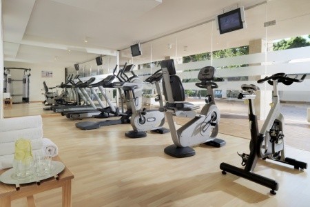 Kanárske ostrovy Tenerife H10 Conquistador 10 dňový pobyt Polpenzia Letecky Letisko: Budapešť April 2026 (20/04/26-29/04/26)