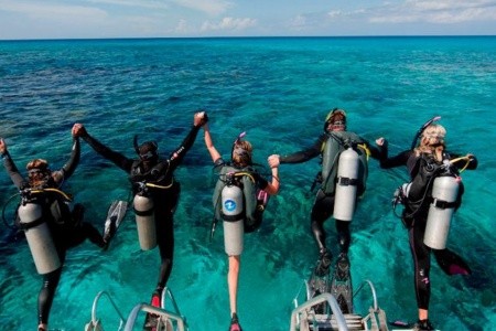 Turecko Kusadasi Charisma Deluxe 9 dňový pobyt Raňajky Letecky Letisko: Viedeň July 2026 ( 5/07/26-13/07/26)