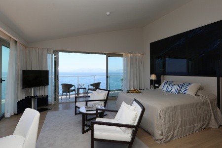 Turecko Kusadasi Charisma Deluxe 9 dňový pobyt Raňajky Letecky Letisko: Viedeň July 2026 ( 5/07/26-13/07/26)