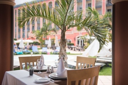 Kanárske ostrovy Tenerife Las Aguilas Tenerife, Affiliated By Melia 6 dňový pobyt Raňajky Letecky Letisko: Budapešť September 2026 (13/09/26-18/09/26)