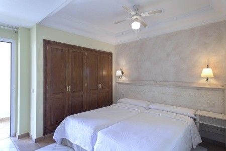 Kanárske ostrovy Tenerife Las Aguilas Tenerife, Affiliated By Melia 6 dňový pobyt Raňajky Letecky Letisko: Budapešť September 2026 (13/09/26-18/09/26)