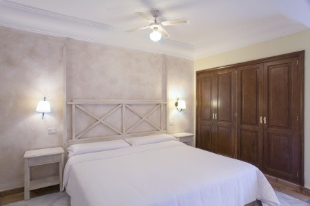 Kanárske ostrovy Tenerife Las Aguilas Tenerife, Affiliated By Melia 6 dňový pobyt Raňajky Letecky Letisko: Budapešť September 2026 (13/09/26-18/09/26)