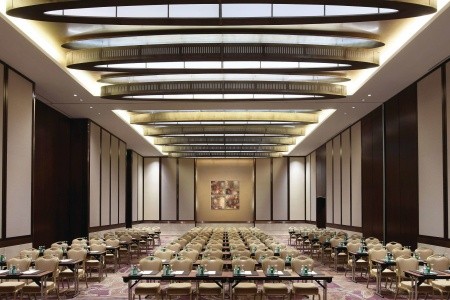 Spojené arabské emiráty Dubaj Swissotel Living Al Ghurair 5 dňový pobyt Raňajky Letecky Letisko: Praha June 2026 (29/06/26- 3/07/26)