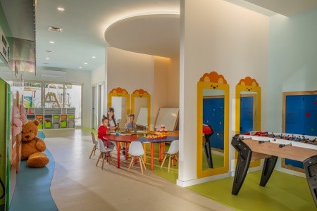 Berry Blue (Ex. Maya World Side) - 285