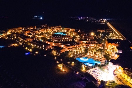 Egypt Marsa Alam Novotel Resort Marsa Alam 5 dňový pobyt All Inclusive Letecky Letisko: Praha May 2026 (20/05/26-24/05/26)