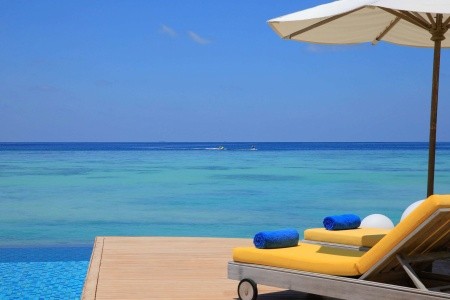 Mercure Maldives Kooddoo Resort - 70