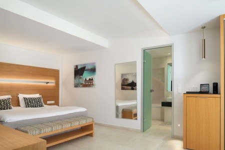 Grécko Kréta High Beach White 9 dňový pobyt Polpenzia Letecky Letisko: Praha July 2026 (26/07/26- 3/08/26)