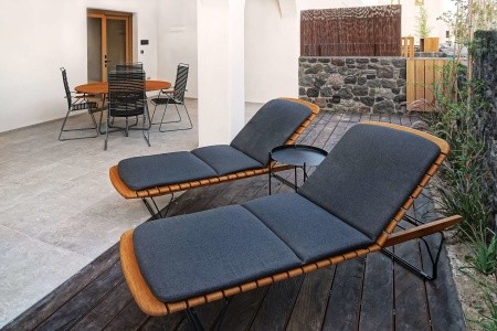 Grécko Santorini Radisson Blu Zaffron Resort 12 dňový pobyt Raňajky Letecky Letisko: Viedeň July 2026 (14/07/26-25/07/26)