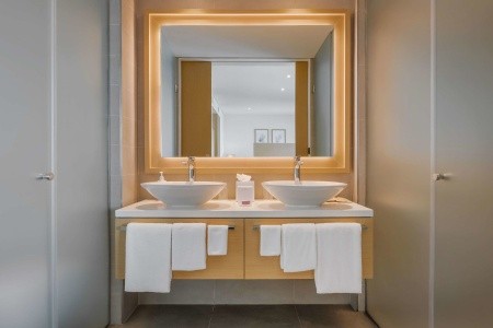 Spojené arabské emiráty Ras Al Khaimah Mövenpick Resort Marjan Island (Ras Al Khaimah) 11 dňový pobyt Polpenzia Letecky Letisko: Praha April 2026 (25/04/26- 5/05/26)