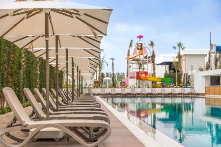 Turecko Alanya Serenity Queen 8 dňový pobyt Ultra All inclusive Letecky Letisko: Viedeň April 2026 ( 1/04/26- 8/04/26)