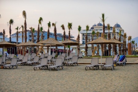 Turecko Alanya Serenity Queen 8 dňový pobyt Ultra All inclusive Letecky Letisko: Viedeň April 2026 ( 1/04/26- 8/04/26)