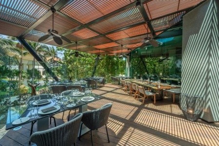 Mexiko Cancún Live Aqua Beach Resort Cancun 10 dňový pobyt All Inclusive Letecky Letisko: Praha December 2025 (21/12/25-30/12/26)