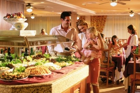 Kanárske ostrovy Fuerteventura Riu Oliva Beach Resort 8 dňový pobyt All Inclusive Letecky Letisko: Viedeň February 2026 ( 8/02/26-15/02/26)