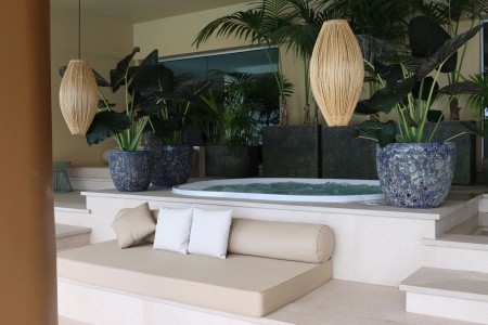 Madeira Caniço The Views Oasis 8 dňový pobyt Polpenzia Letecky Letisko: Budapešť September 2026 ( 7/09/26-14/09/26)