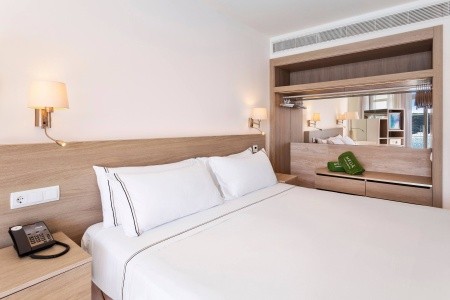 Španielsko Menorca Meliá Cala Galdana 6 dňový pobyt Polpenzia Letecky Letisko: Budapešť October 2026 (15/10/26-20/10/26)