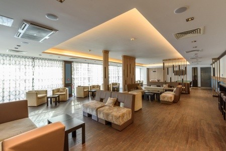 Bulharsko Slnečné Pobrežie Lion Hotel Sunny Beach 12 dňový pobyt Polpenzia Letecky Letisko: Bratislava June 2026 (19/06/26-30/06/26)