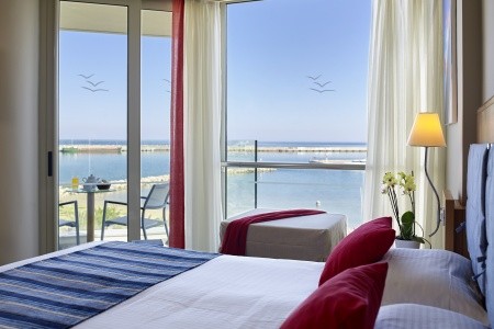 Kyma Suites Beach Hotel - 31