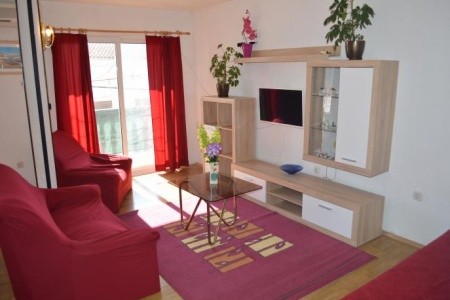 Renata Apartments - 2