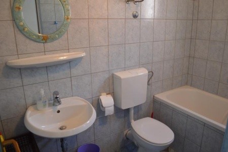 Renata Apartments - 15