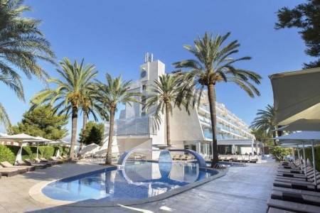 Playa de Muro Suites
