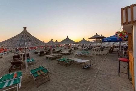 Albánie, Durrës, Esal, za <span>14.751</span> Kč