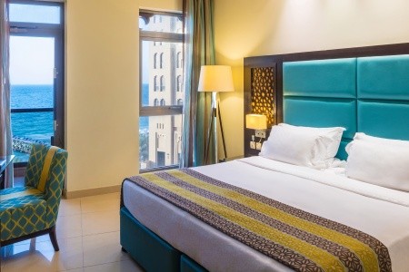 Bahi Ajman Palace Hotel