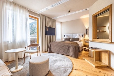 Rakúsko Kaprun / Zell am See Neue Post 14 dňový pobyt Raňajky Vlastná July 2026 (27/07/26- 9/08/26)