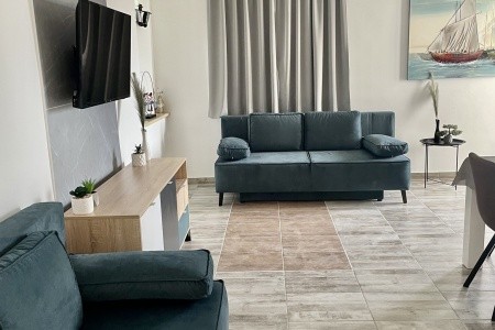Chorvátsko Makarská riviéra Apartmány Violeta 8 dňový pobyt Bez stravy Vlastná October 2026 (17/10/26-24/10/26)
