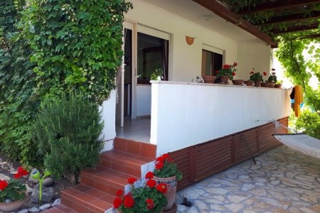 Chorvátsko Krk Apartmány Adela 8 dňový pobyt Bez stravy Vlastná June 2026 (13/06/26-20/06/26)