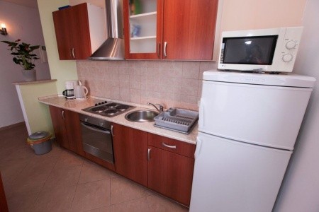 Chorvátsko Stredná Dalmácia Apartmány Aurelio 8 dňový pobyt Bez stravy Vlastná September 2026 (11/09/26-18/09/26)