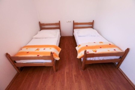 Chorvátsko Stredná Dalmácia Apartmány Aurelio 8 dňový pobyt Bez stravy Vlastná September 2026 (11/09/26-18/09/26)