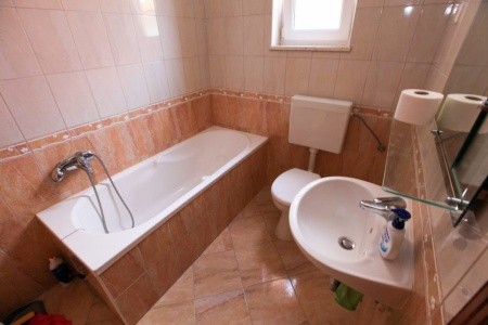 Chorvátsko Stredná Dalmácia Apartmány Aurelio 8 dňový pobyt Bez stravy Vlastná September 2026 (11/09/26-18/09/26)