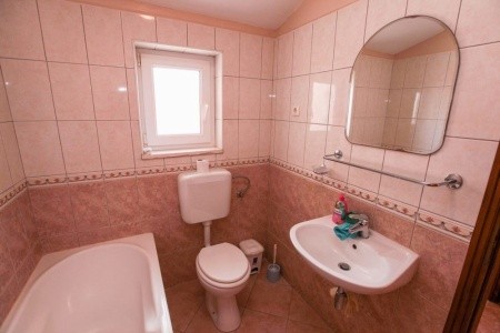 Chorvátsko Stredná Dalmácia Apartmány Aurelio 8 dňový pobyt Bez stravy Vlastná September 2026 (11/09/26-18/09/26)
