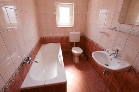 Chorvátsko Stredná Dalmácia Apartmány Aurelio 8 dňový pobyt Bez stravy Vlastná September 2026 (11/09/26-18/09/26)