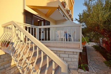 Chorvátsko Severná Dalmácia Apartmány 1355-524 8 dňový pobyt Bez stravy Vlastná June 2026 (13/06/26-20/06/26)