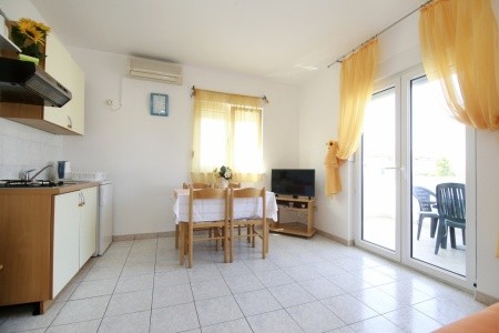 Chorvátsko Šibenik Apartmány Arleta 8 dňový pobyt Bez stravy Vlastná June 2026 ( 6/06/26-13/06/26)