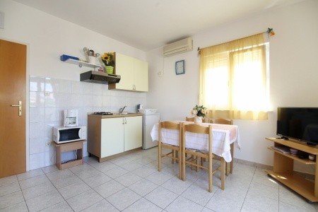 Chorvátsko Šibenik Apartmány Arleta 8 dňový pobyt Bez stravy Vlastná June 2026 ( 6/06/26-13/06/26)