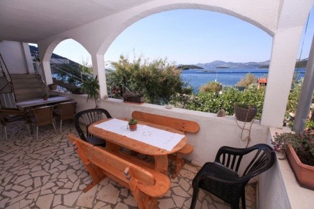 Chorvátsko Pelješac Apartmány Dora 8 dňový pobyt Bez stravy Vlastná September 2026 (19/09/26-26/09/26)