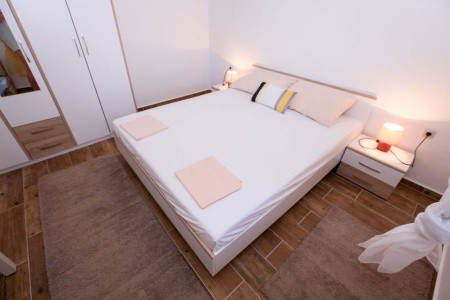 Chorvátsko Pelješac Apartmány Dora 8 dňový pobyt Bez stravy Vlastná September 2026 (19/09/26-26/09/26)