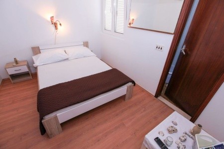 Chorvátsko Pelješac Apartmány Dora 8 dňový pobyt Bez stravy Vlastná September 2026 (19/09/26-26/09/26)