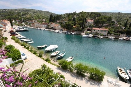 Chorvátsko Brač Apartmány Amare (Bobovišća Na Moru) 8 dňový pobyt Bez stravy Vlastná June 2026 ( 6/06/26-13/06/26)