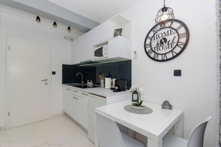 Chorvátsko Brač Apartmány Amare (Bobovišća Na Moru) 8 dňový pobyt Bez stravy Vlastná June 2026 ( 6/06/26-13/06/26)