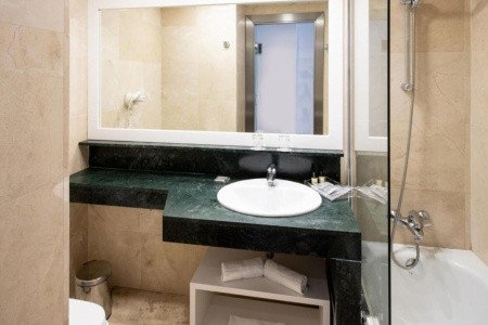 Španielsko Barcelona Catalonia Bristol (Sant Andreu De La Barca) 13 dňový pobyt Raňajky Letecky Letisko: Praha October 2025 ( 4/10/25-16/10/25)